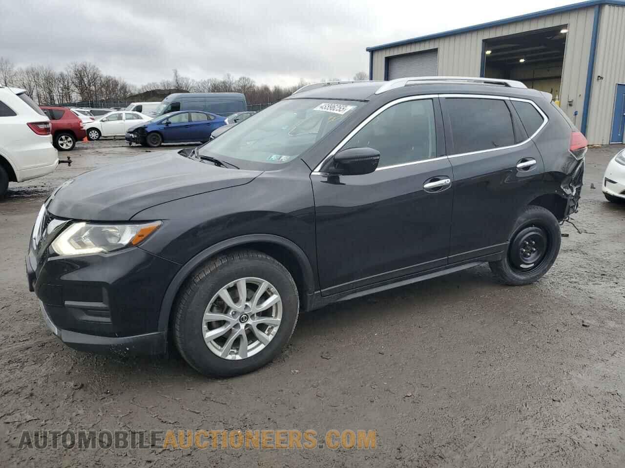 KNMAT2MV2HP574373 NISSAN ROGUE 2017