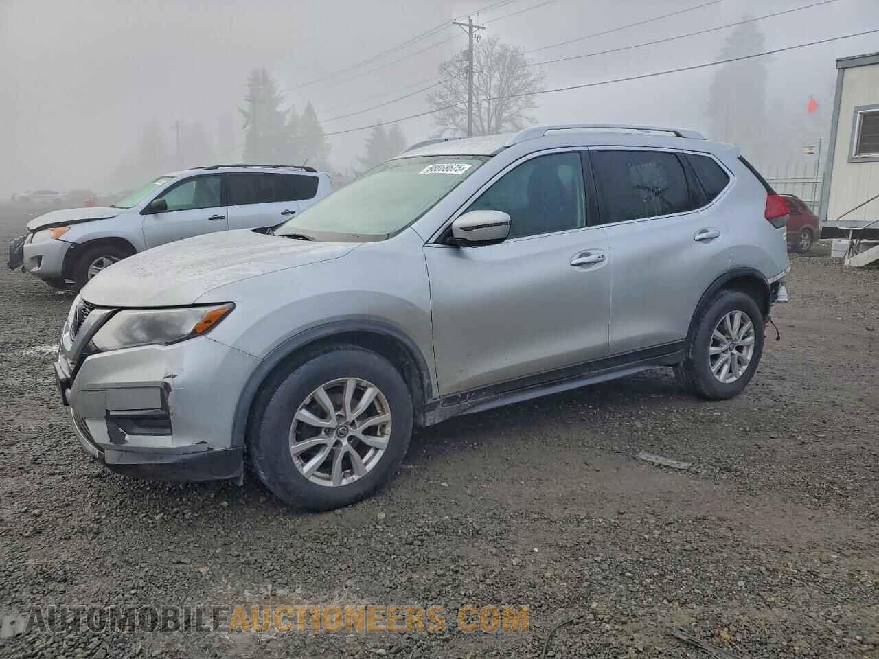 KNMAT2MV2JP575433 NISSAN ROGUE 2018