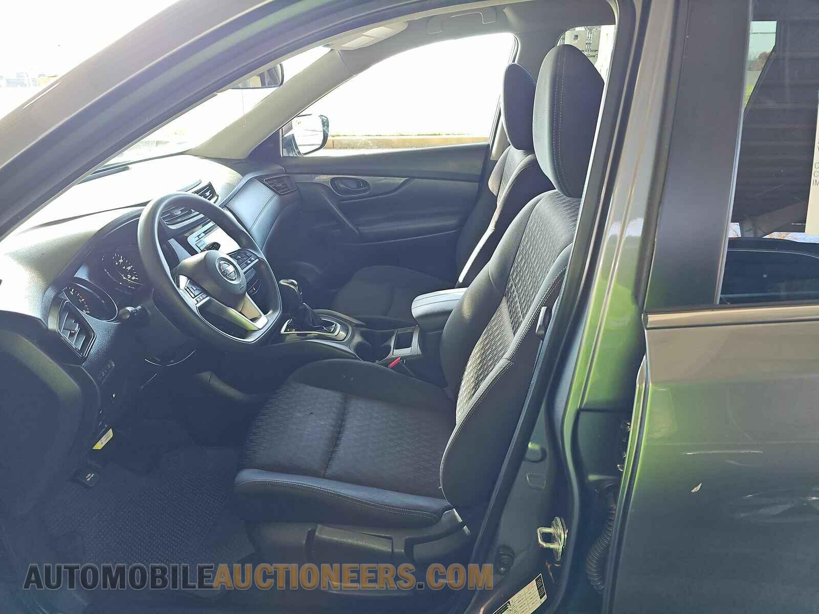 KNMAT2MV2KP557273 Nissan Rogue 2019