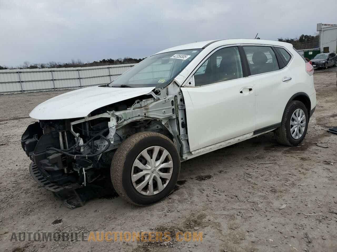KNMAT2MV5FP581718 NISSAN ROGUE 2015