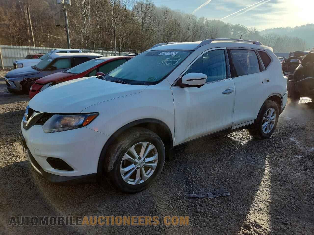 KNMAT2MV6GP607468 NISSAN ROGUE 2016