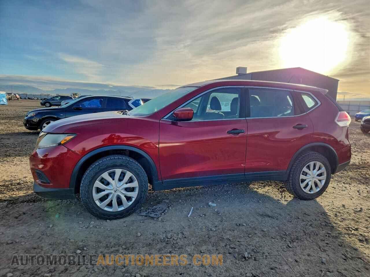 KNMAT2MV8GP650984 NISSAN ROGUE 2016