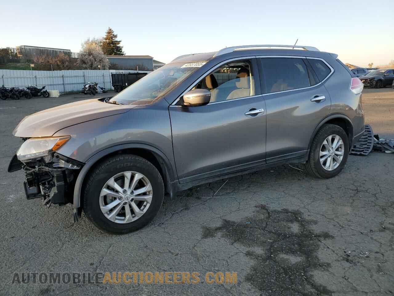 KNMAT2MV8GP679885 NISSAN ROGUE 2016