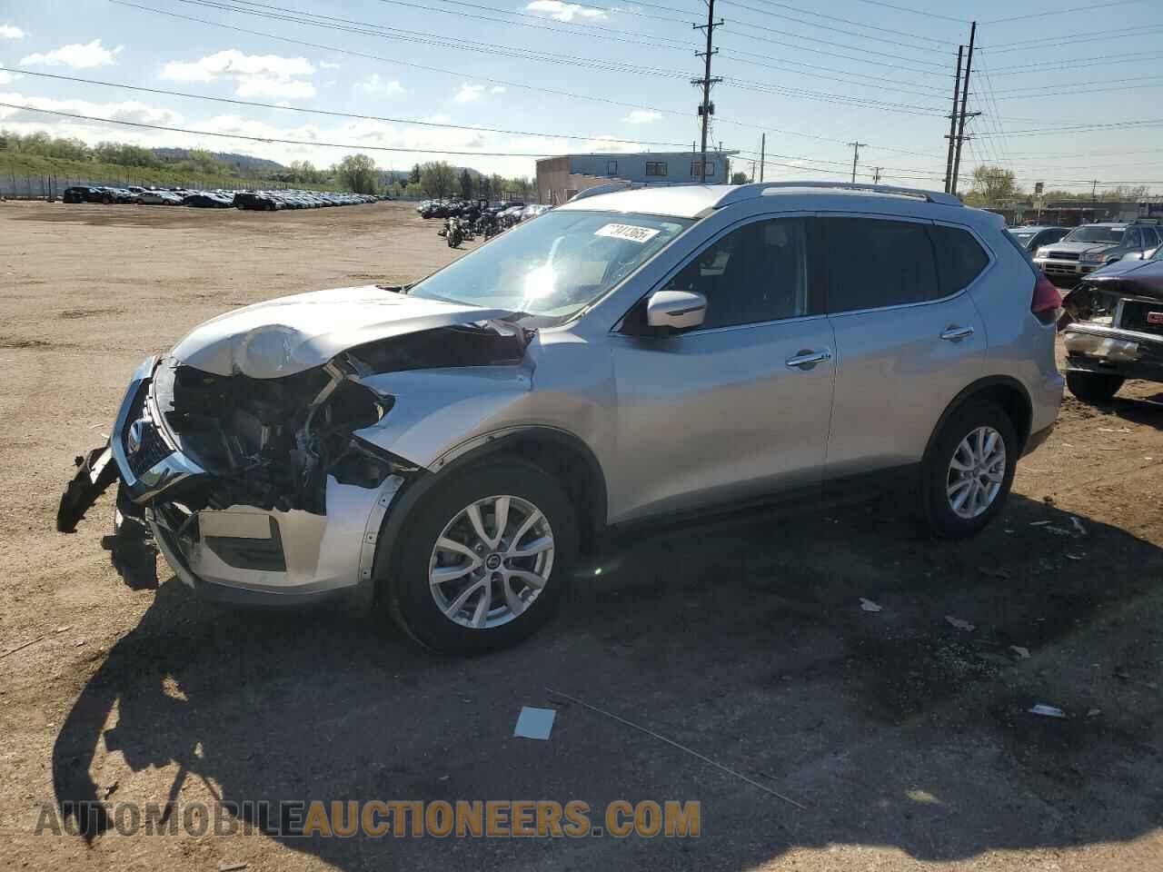 KNMAT2MV8HP536064 NISSAN ROGUE 2017