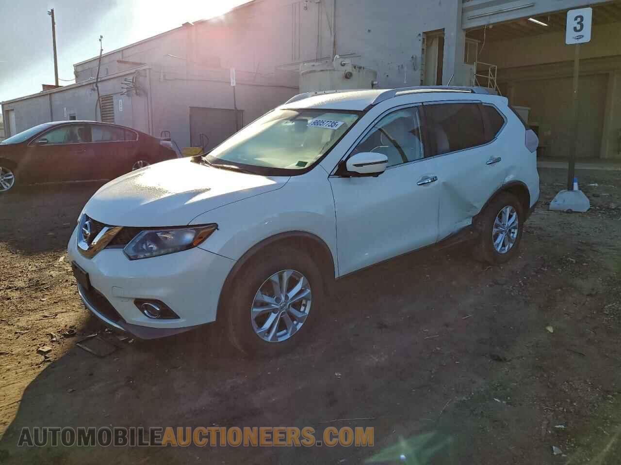 KNMAT2MV9GP672377 NISSAN ROGUE 2016