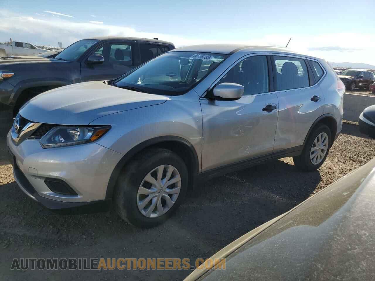 KNMAT2MV9GP737566 NISSAN ROGUE 2016