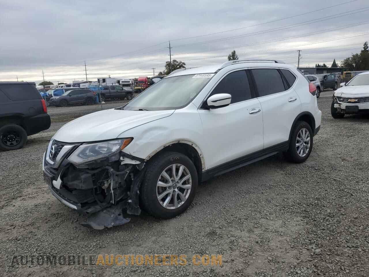 KNMAT2MV9HP545663 NISSAN ROGUE 2017