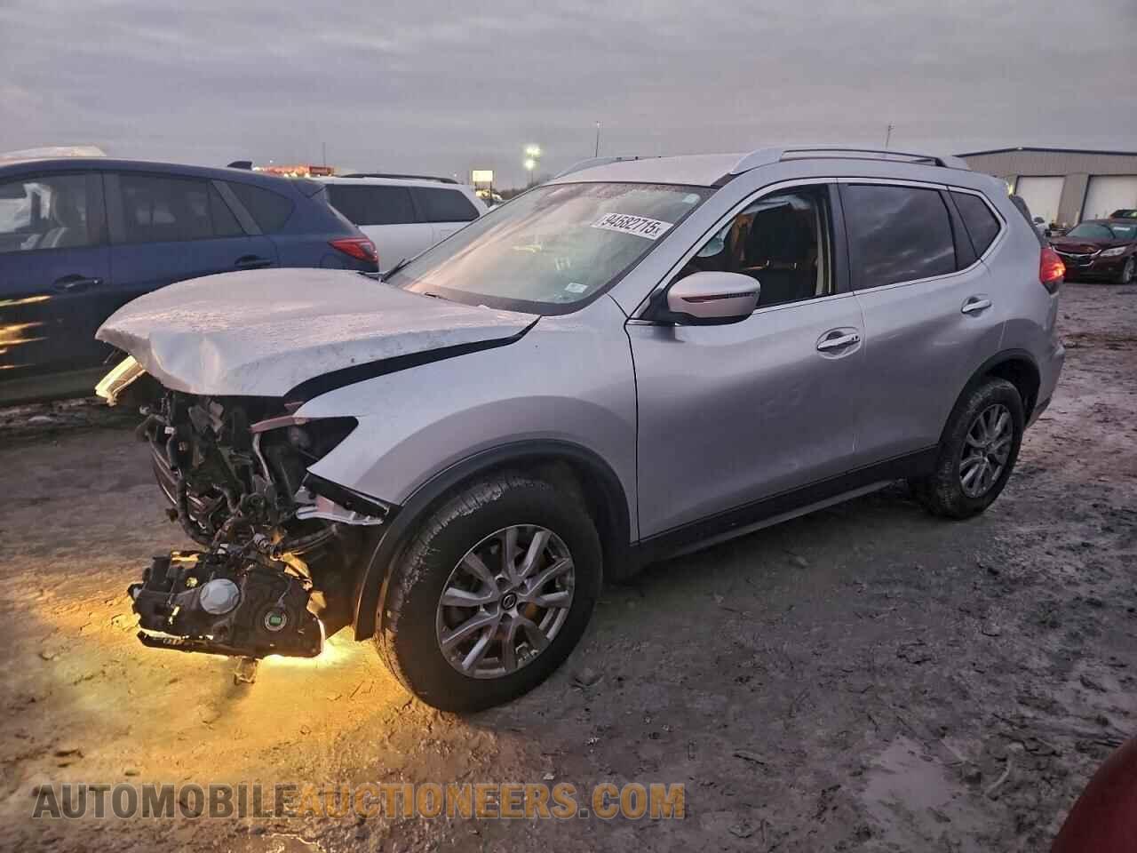 KNMAT2MV9LP506077 NISSAN ROGUE 2020
