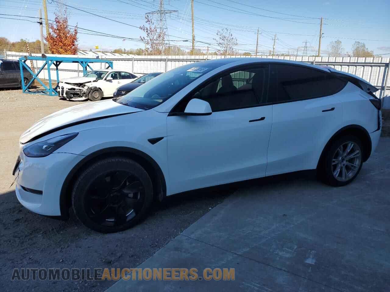 LRWYGDEE0PC081002 TESLA MODEL Y 2023