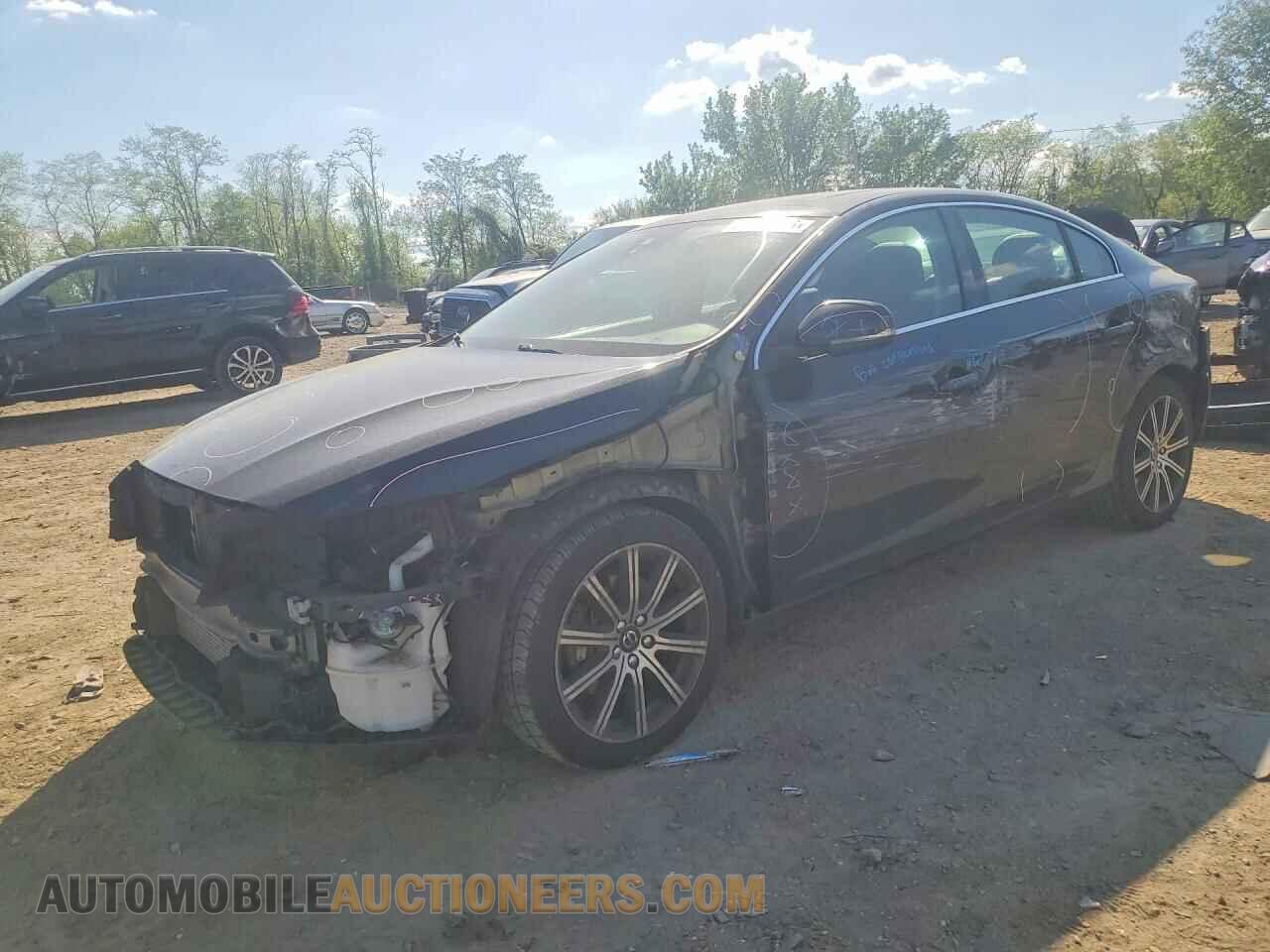LYV402TK3JB166320 VOLVO S60 2018
