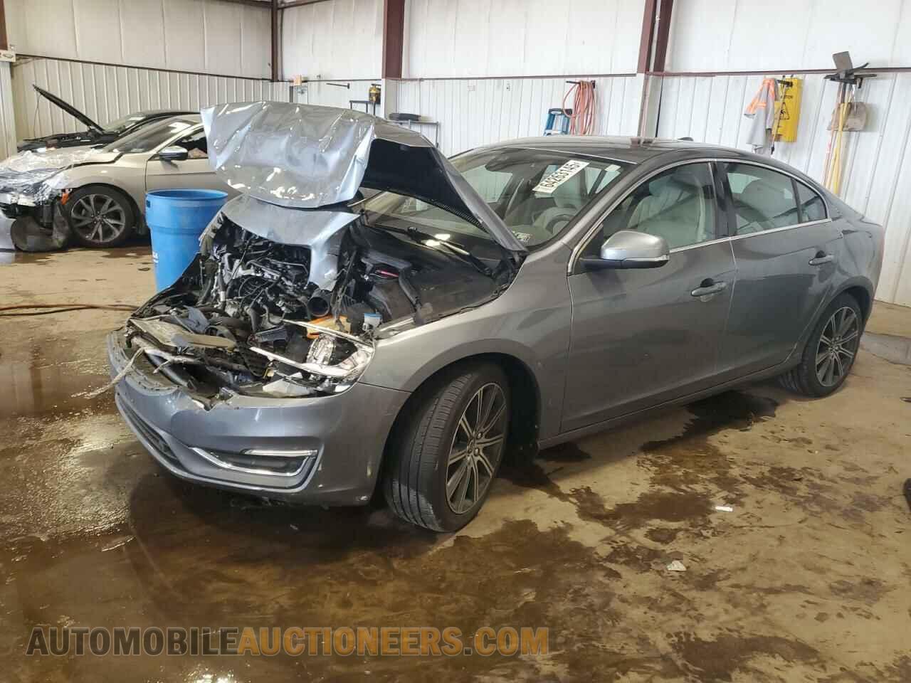 LYV402TK3JB173011 VOLVO S60 2018