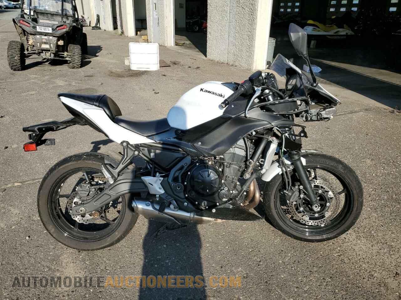ML5EXEM14LDA19209 KAWASAKI EX650 M 2020