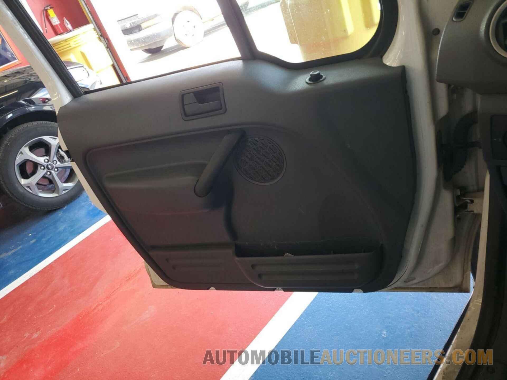 NM0LS7BN5BT071458 FORD TRANSIT CONNECT 2011