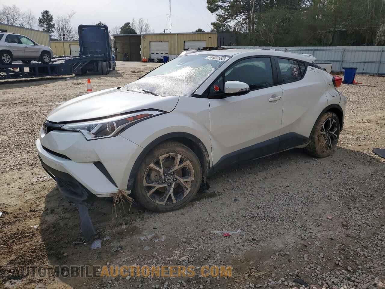 NMTKHMBX0KR092504 TOYOTA C-HR 2019