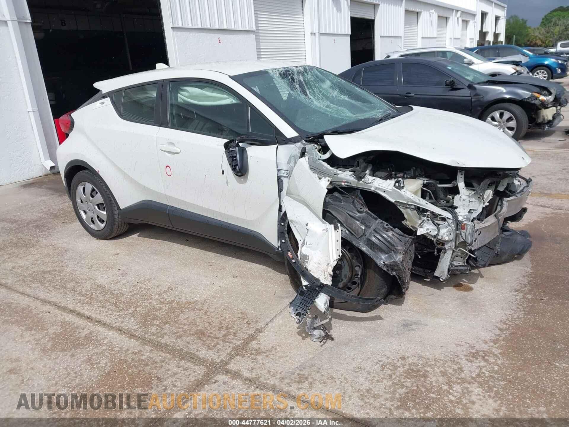 NMTKHMBX0KR097802 TOYOTA C-HR 2019