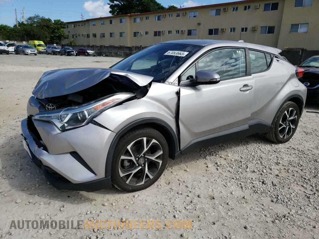 NMTKHMBX9KR093098 TOYOTA C-HR 2019