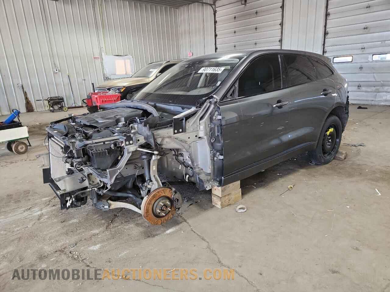 SADCL2FX7KA609155 JAGUAR F-PACE 2019
