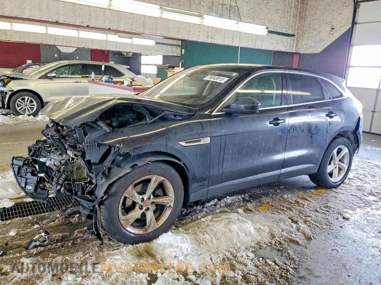 SADCS2FX1KA604827 JAGUAR F-PACE 2019