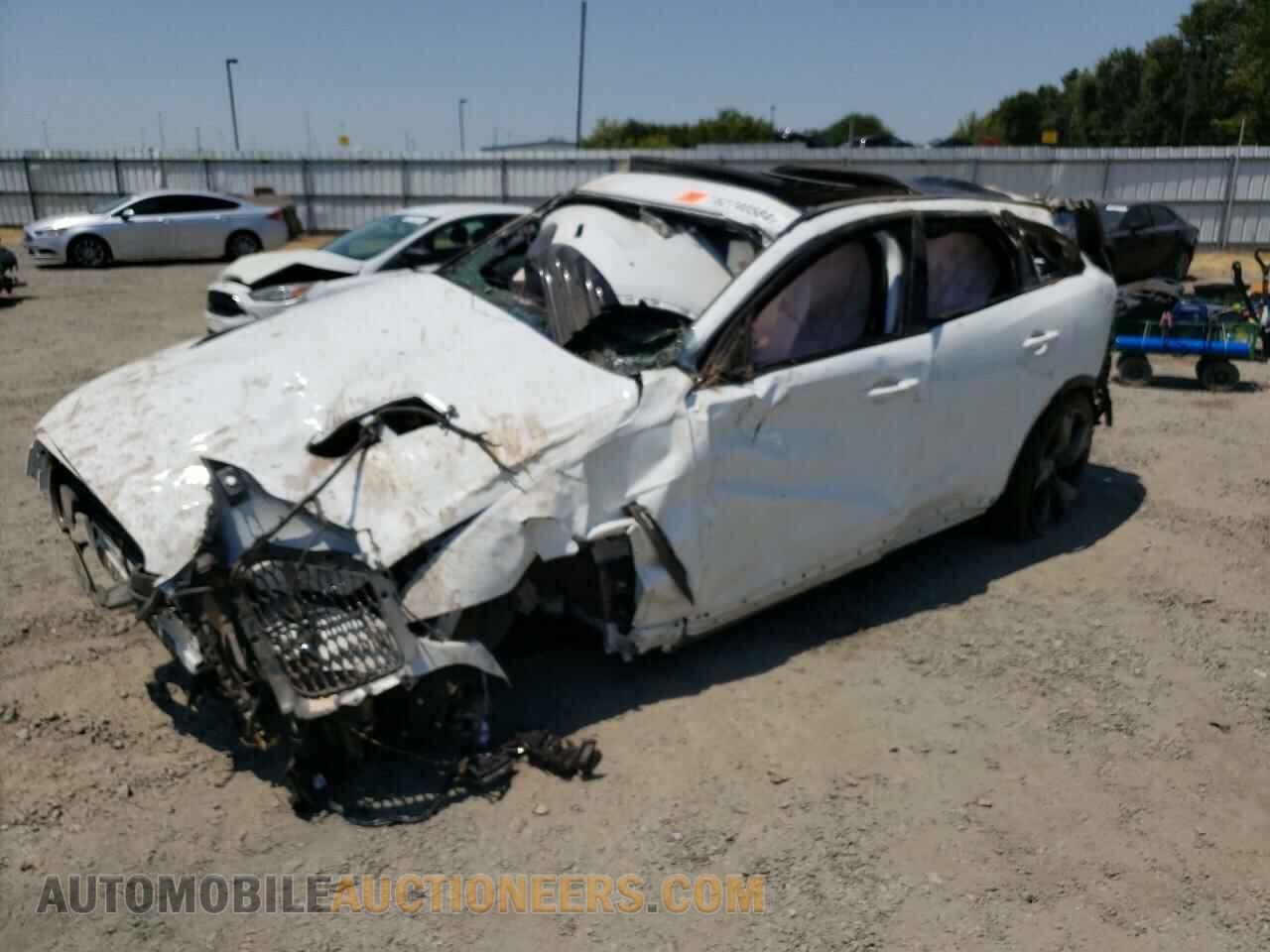 SADCZ2FE2SA745092 JAGUAR F-PACE 2025