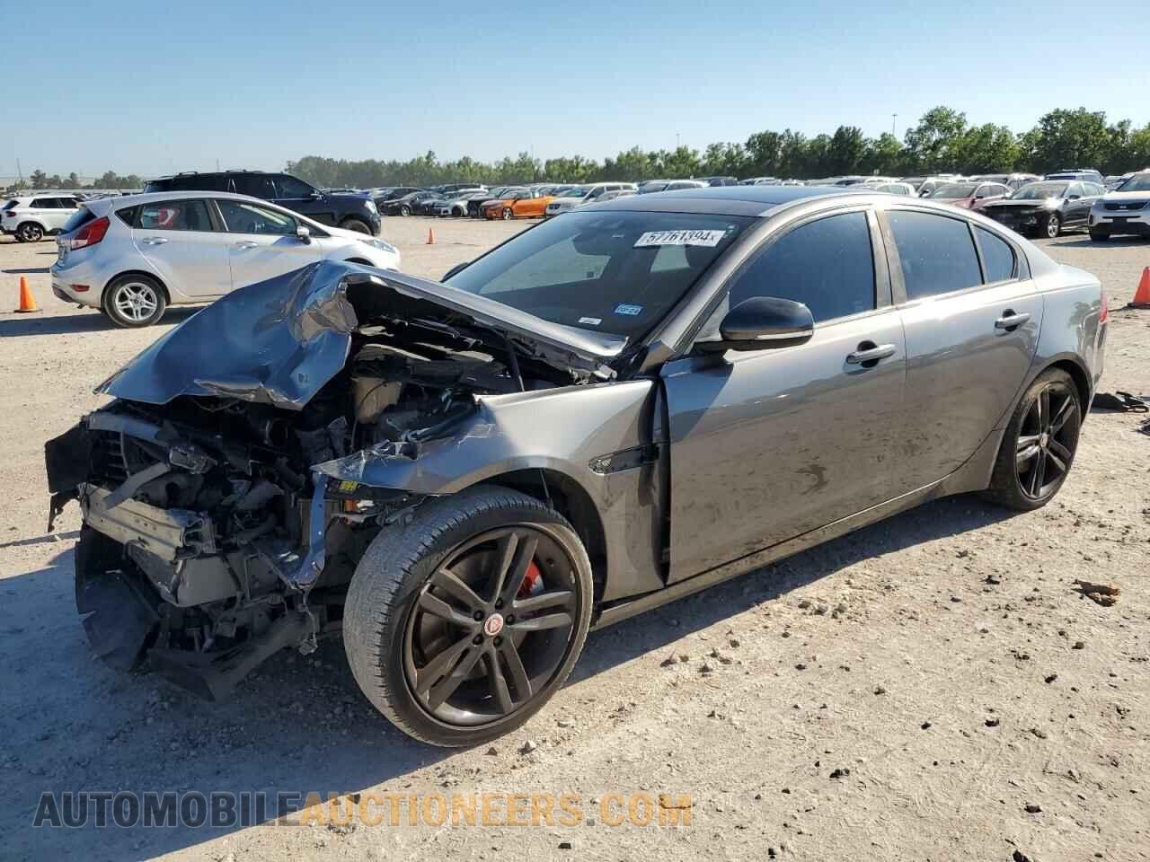 SAJAD4BV2HA972702 JAGUAR XE 2017