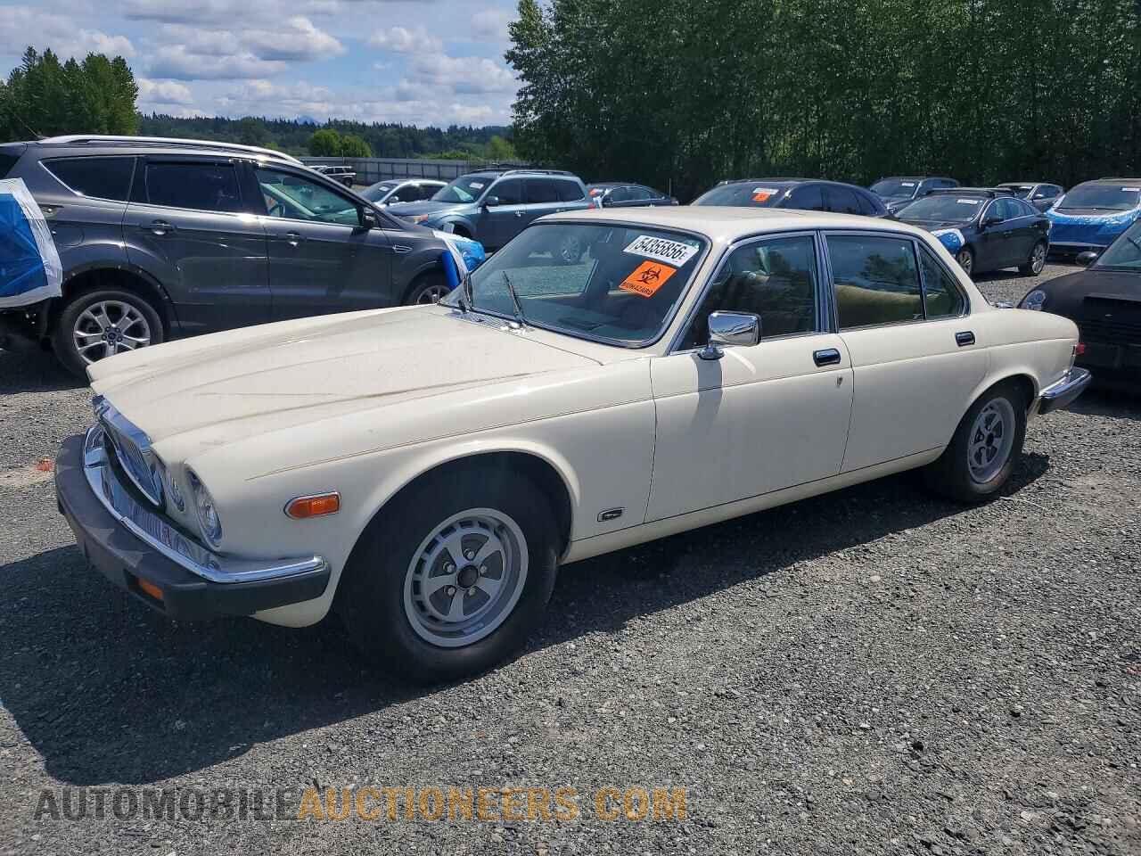 SAJAV1344HC473003 JAGUAR XJ6 1987