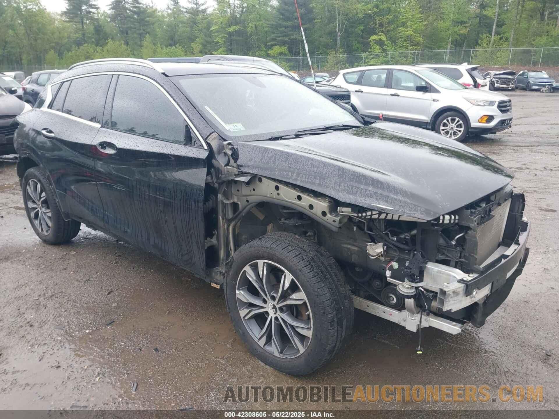 SJKCH5CR1JA042991 INFINITI QX30 2018