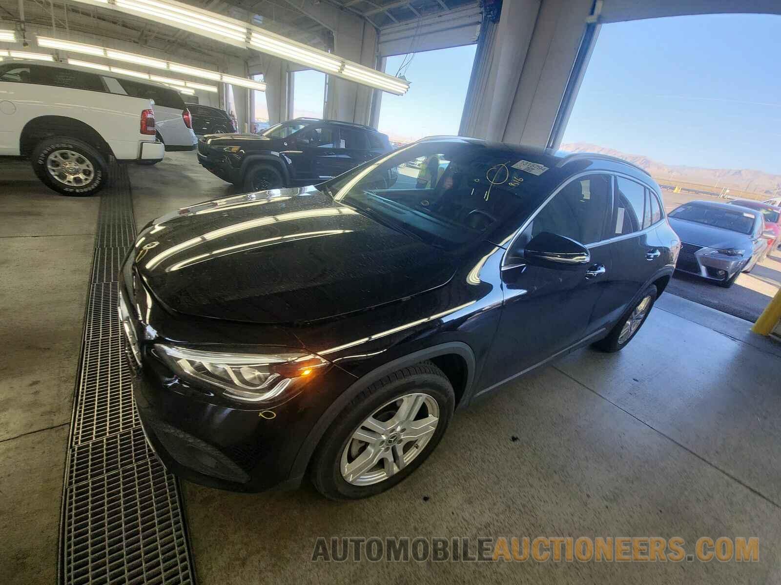 W1N4N4HBXMJ200828 Mercedes-Benz GLA 2021