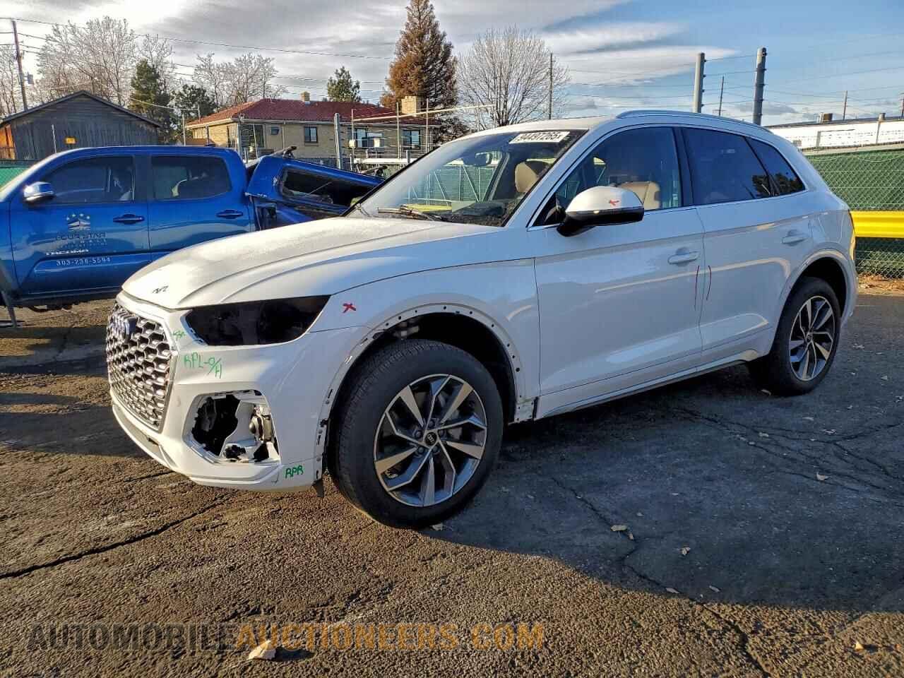 WA1BAAFY9M2024911 AUDI Q5 2021