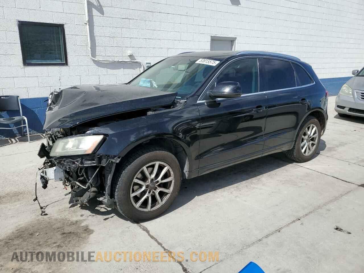 WA1CFAFP0BA015739 AUDI Q5 2011
