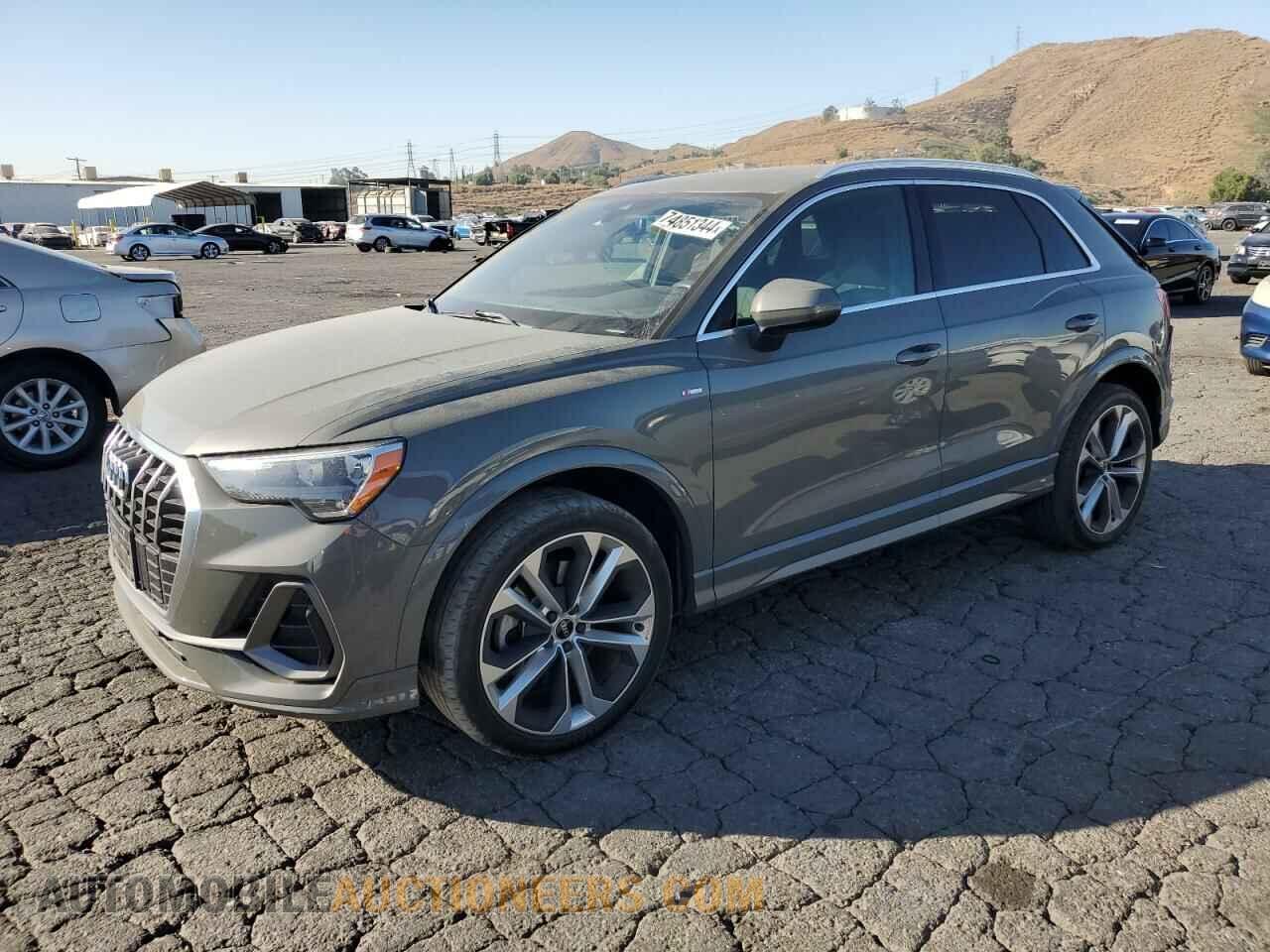 WA1DECF3XM1056639 AUDI Q3 2021