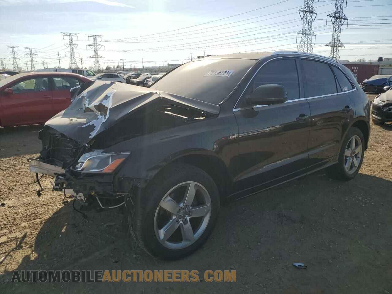 WA1DKAFP2BA100808 AUDI Q5 2011