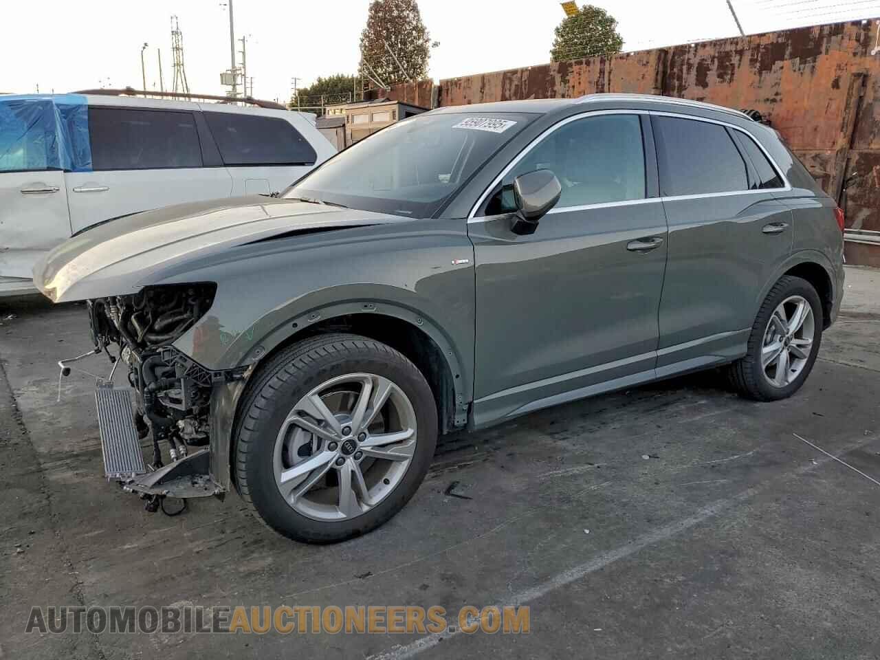 WA1EECF34R1199727 AUDI Q3 2024