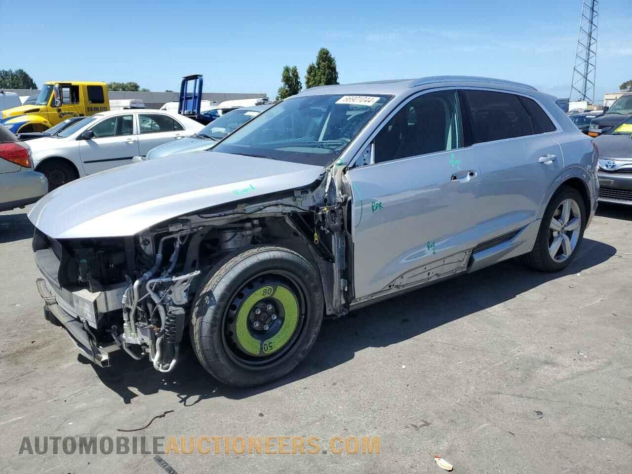 WA1LABGE8KB011465 AUDI E-TRON 2019