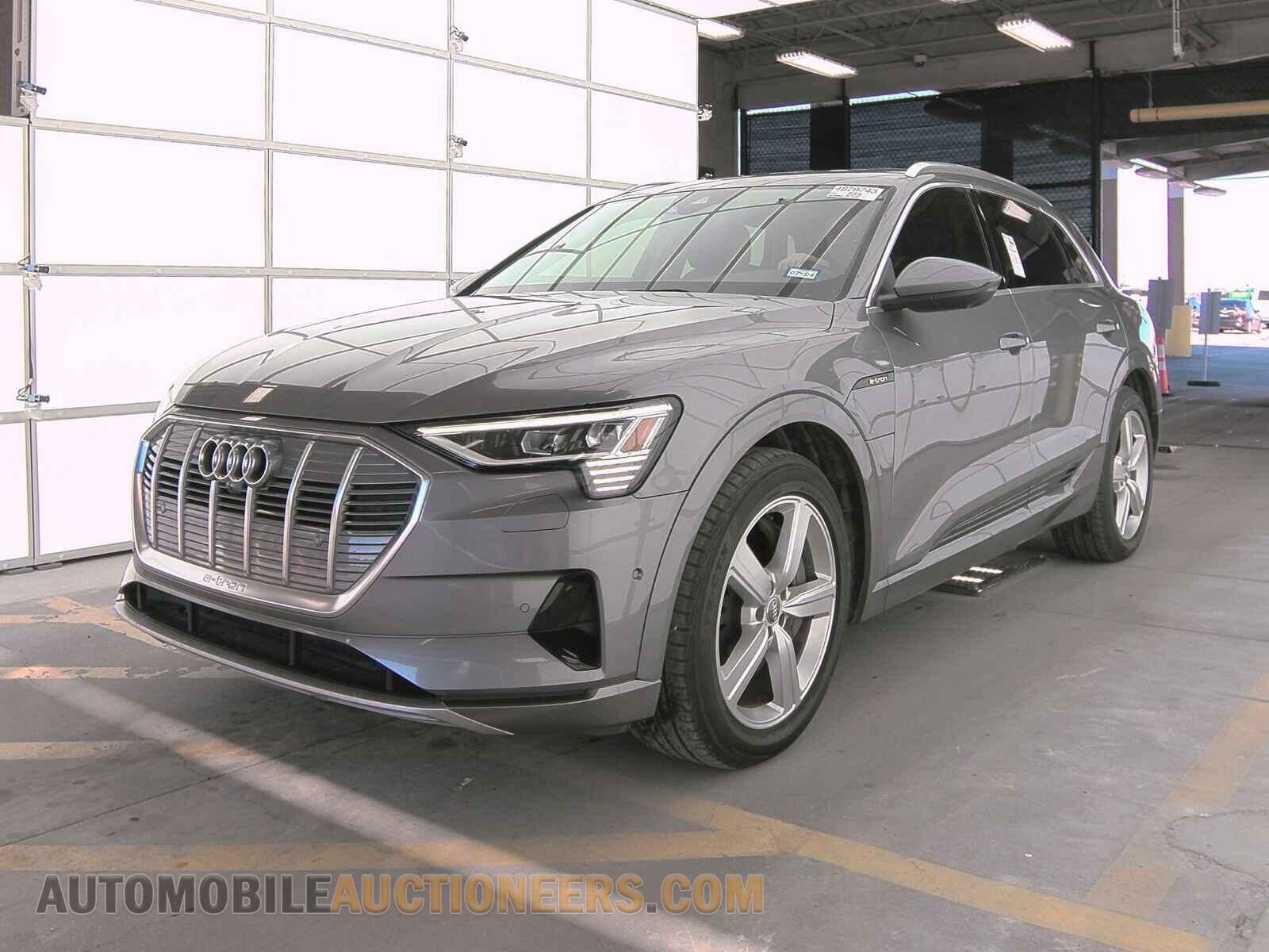 WA1LABGE8KB021008 Audi e-tron 2019