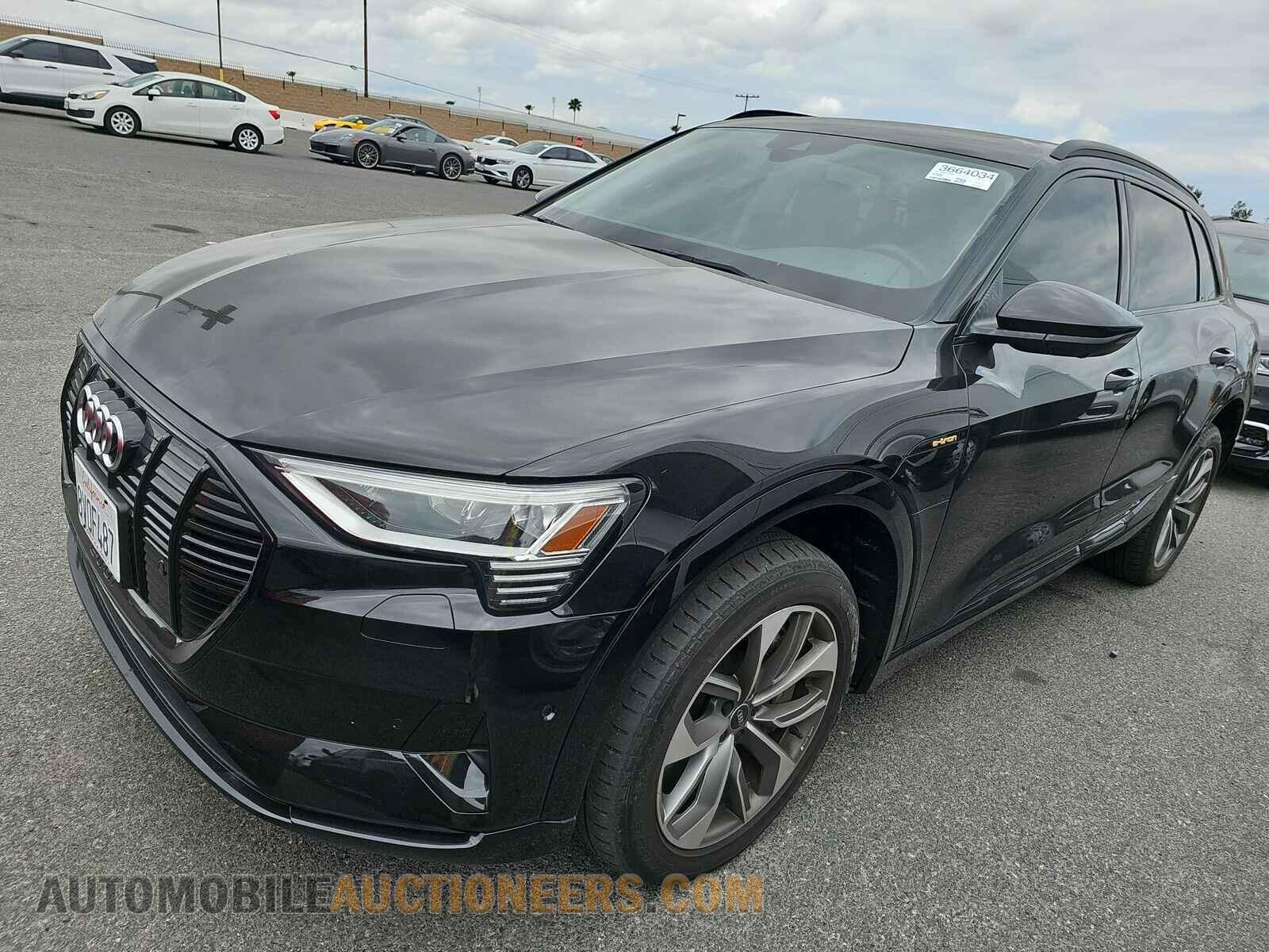 WA1LABGEXMB014788 Audi e-tron 2021