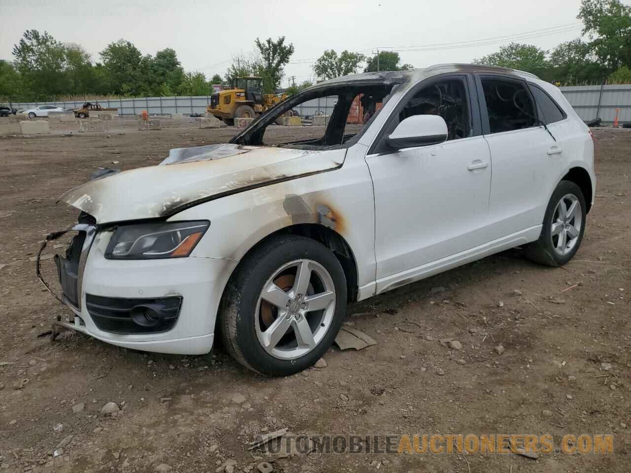 WA1LFAFP7BA032263 AUDI Q5 2011