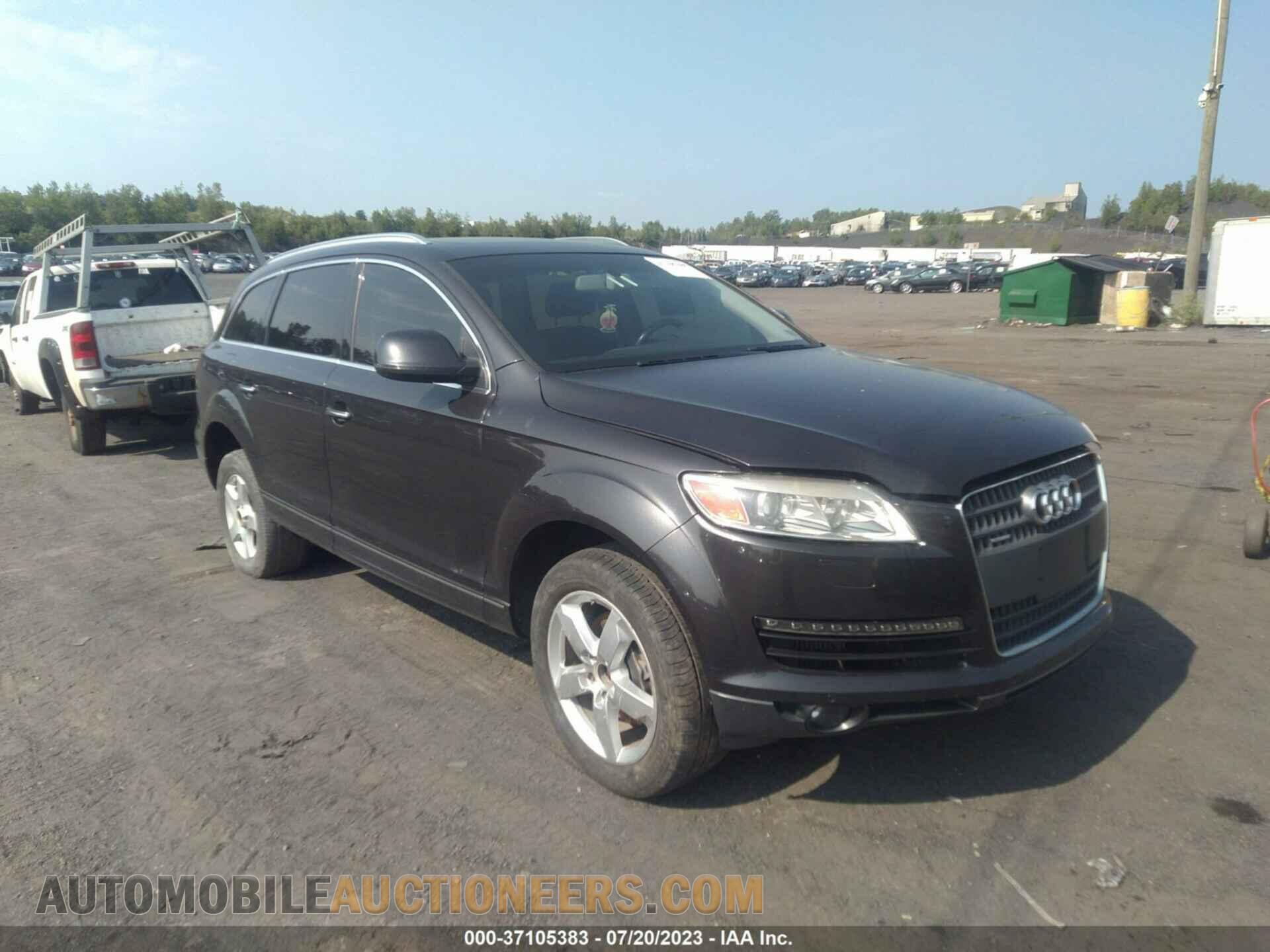 WA1LMAFE5FD018564 AUDI Q7 2015