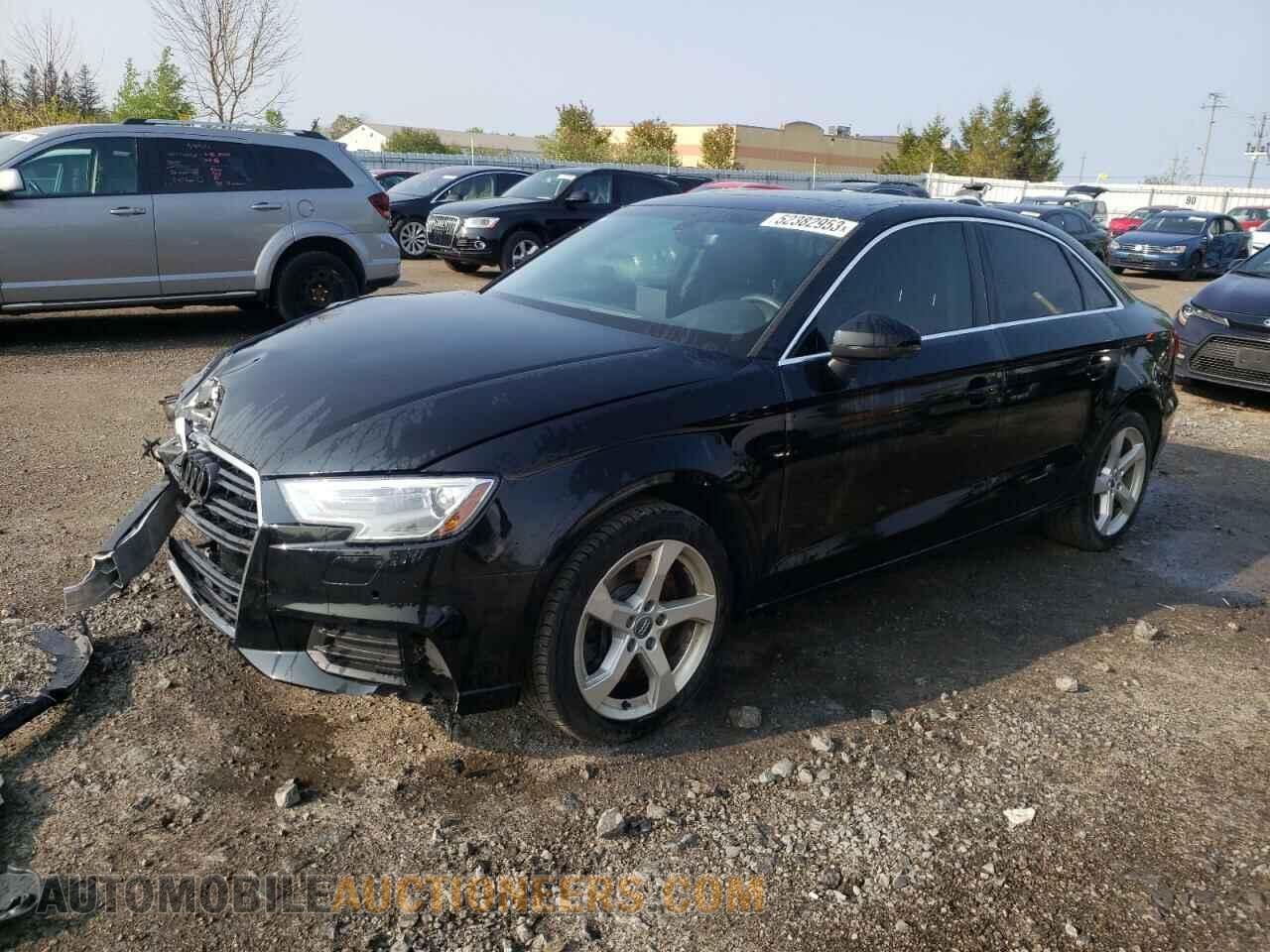 WAUBEGFF5KA098564 AUDI A3 2019