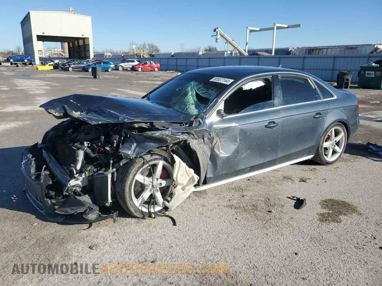 WAUBGAFL3BA123748 AUDI S4-RS4 2011