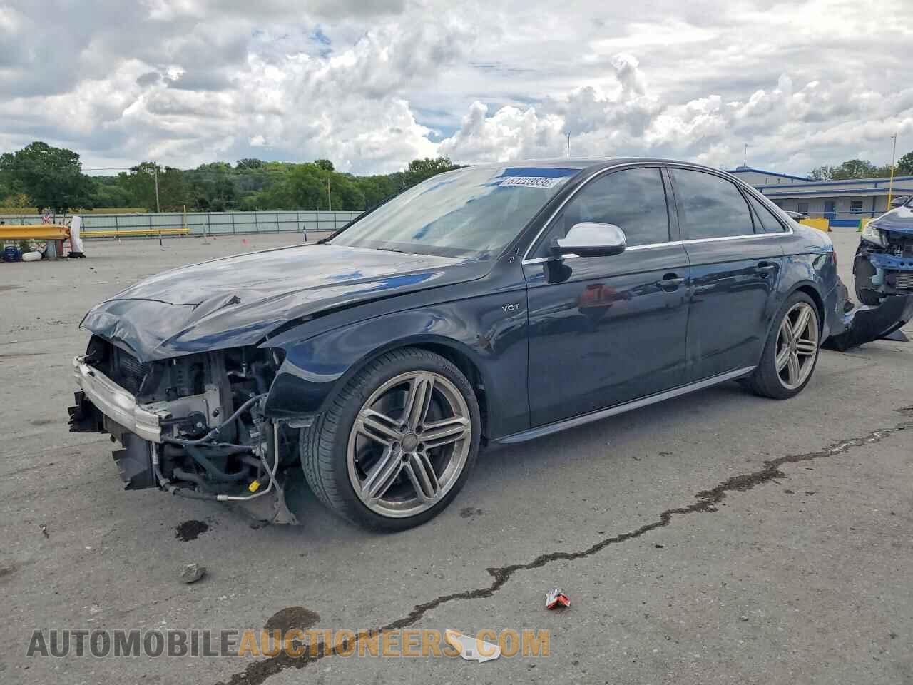 WAUBGAFL9DA040652 AUDI S4-RS4 2013