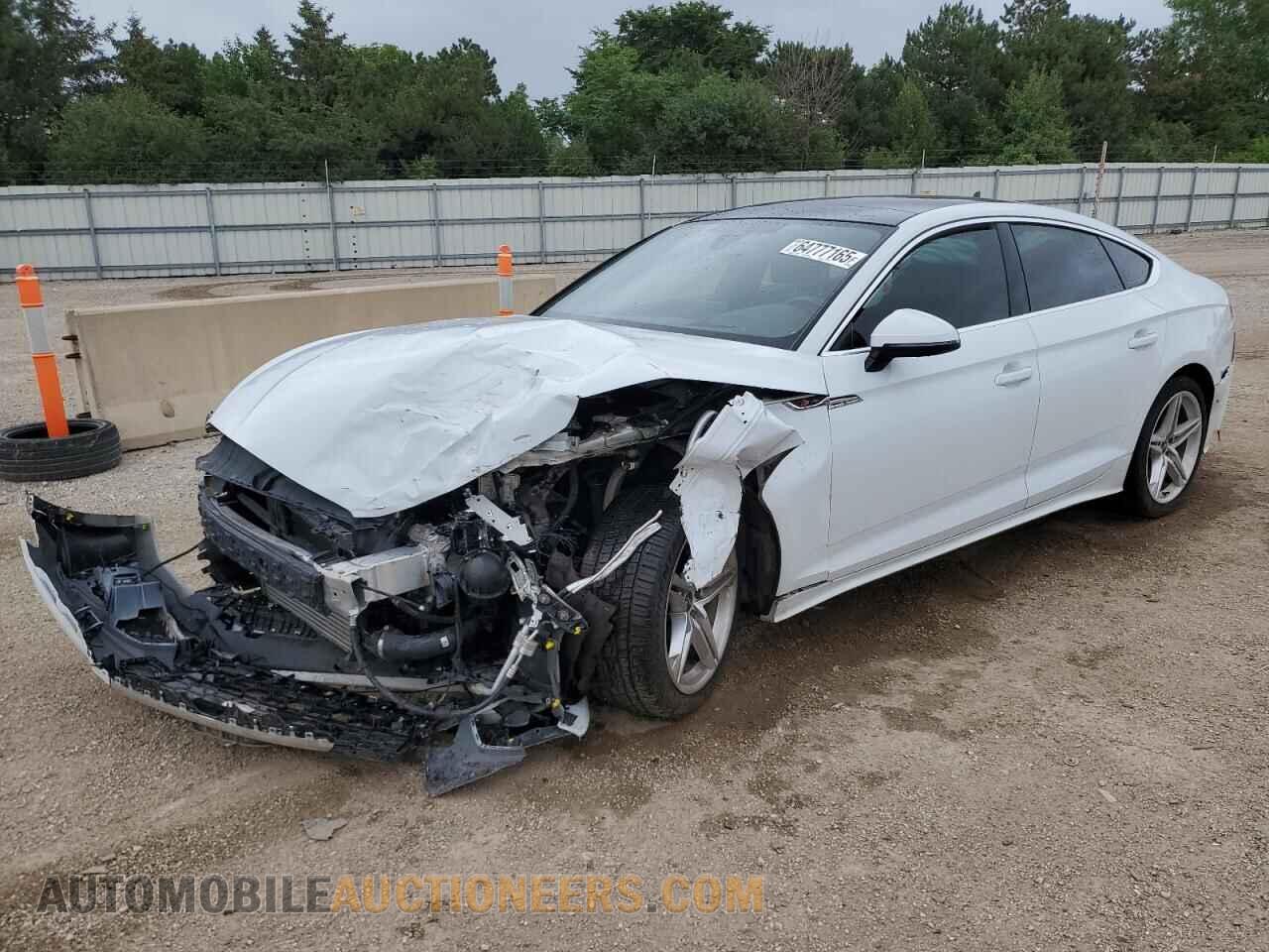 WAUEACF58NA016016 AUDI A5 2022
