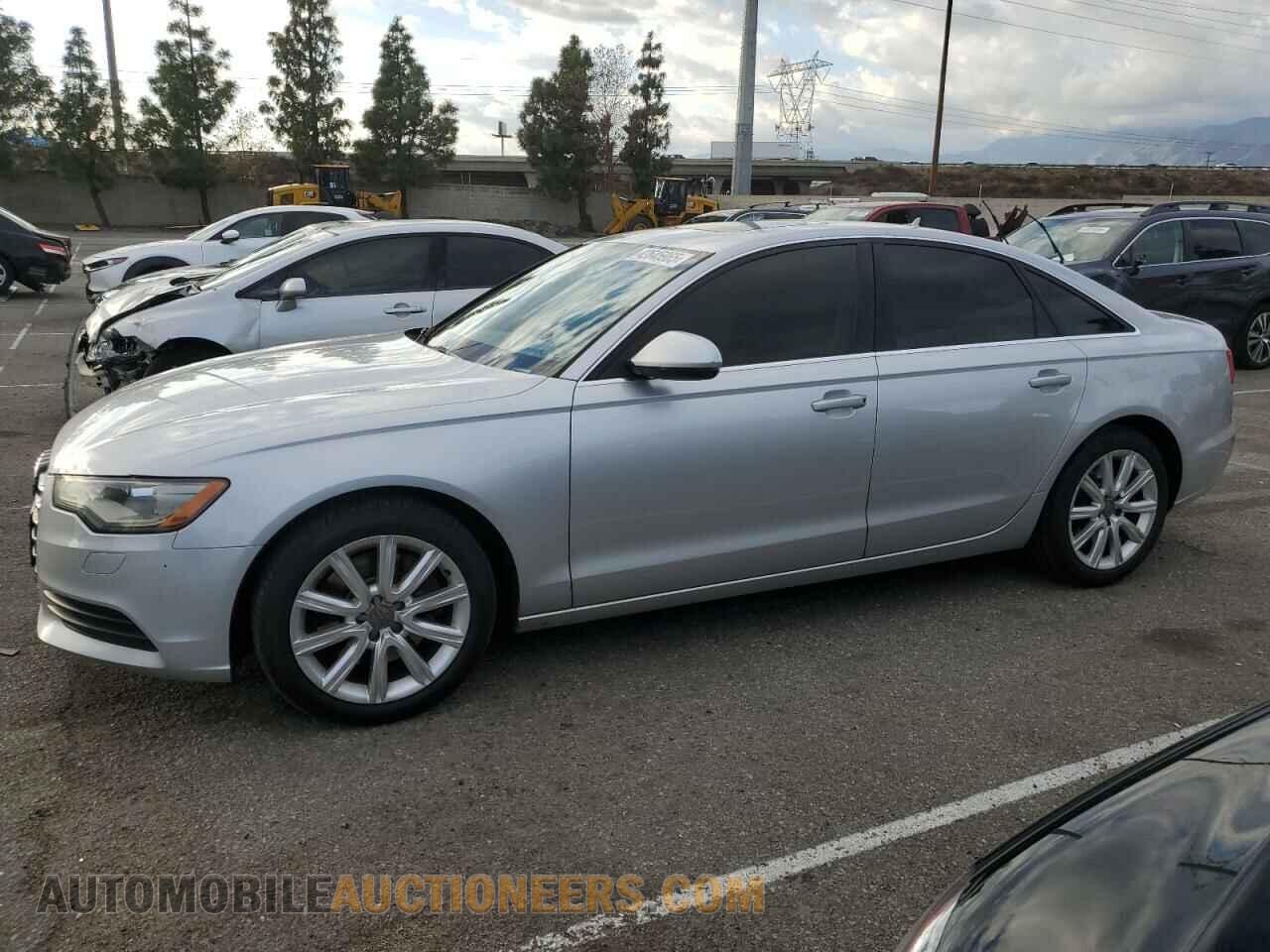 WAUFFAFCXFN021978 AUDI A6 2015