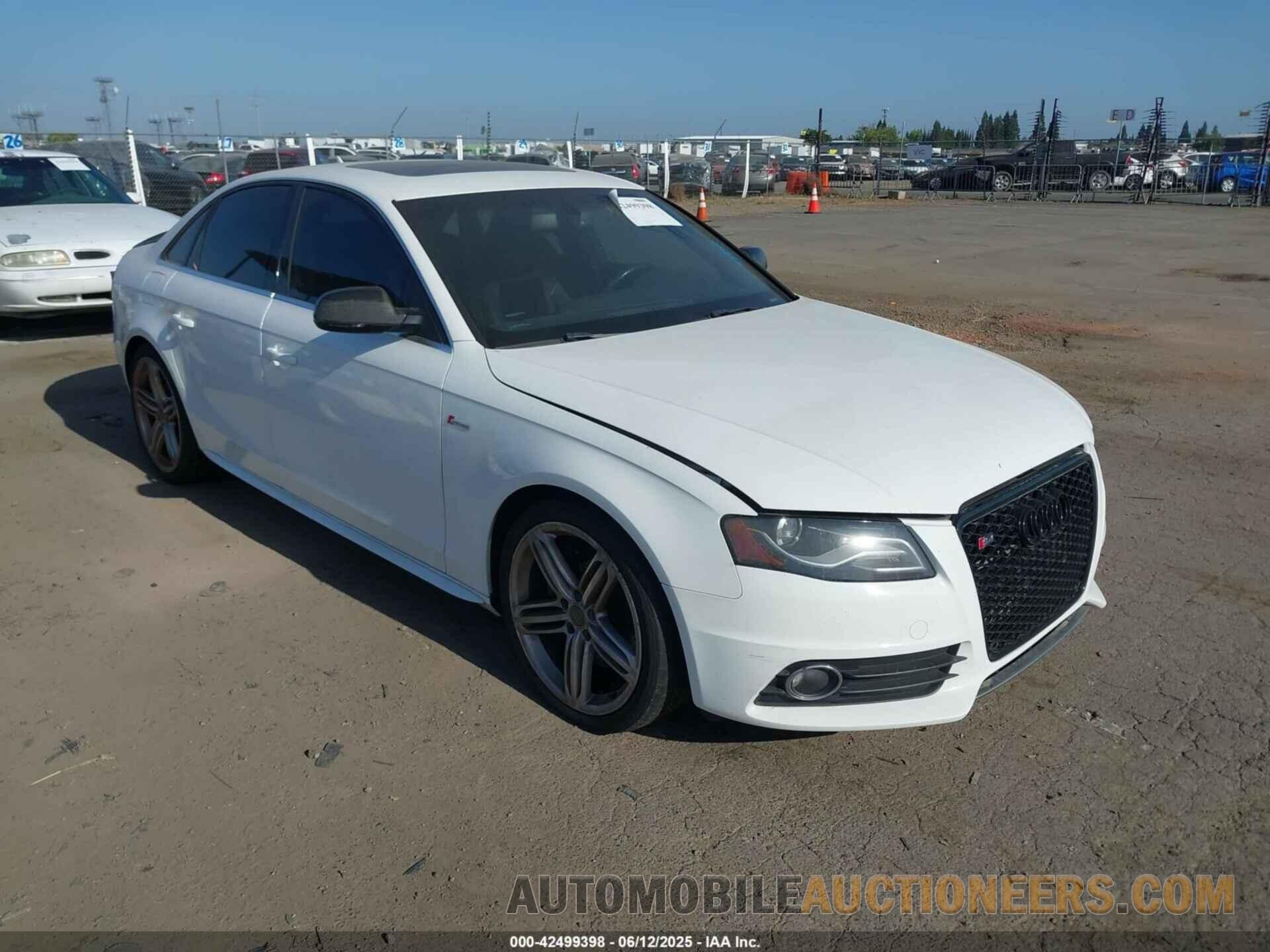 WAUKGAFL2BA032440 AUDI S4 2011