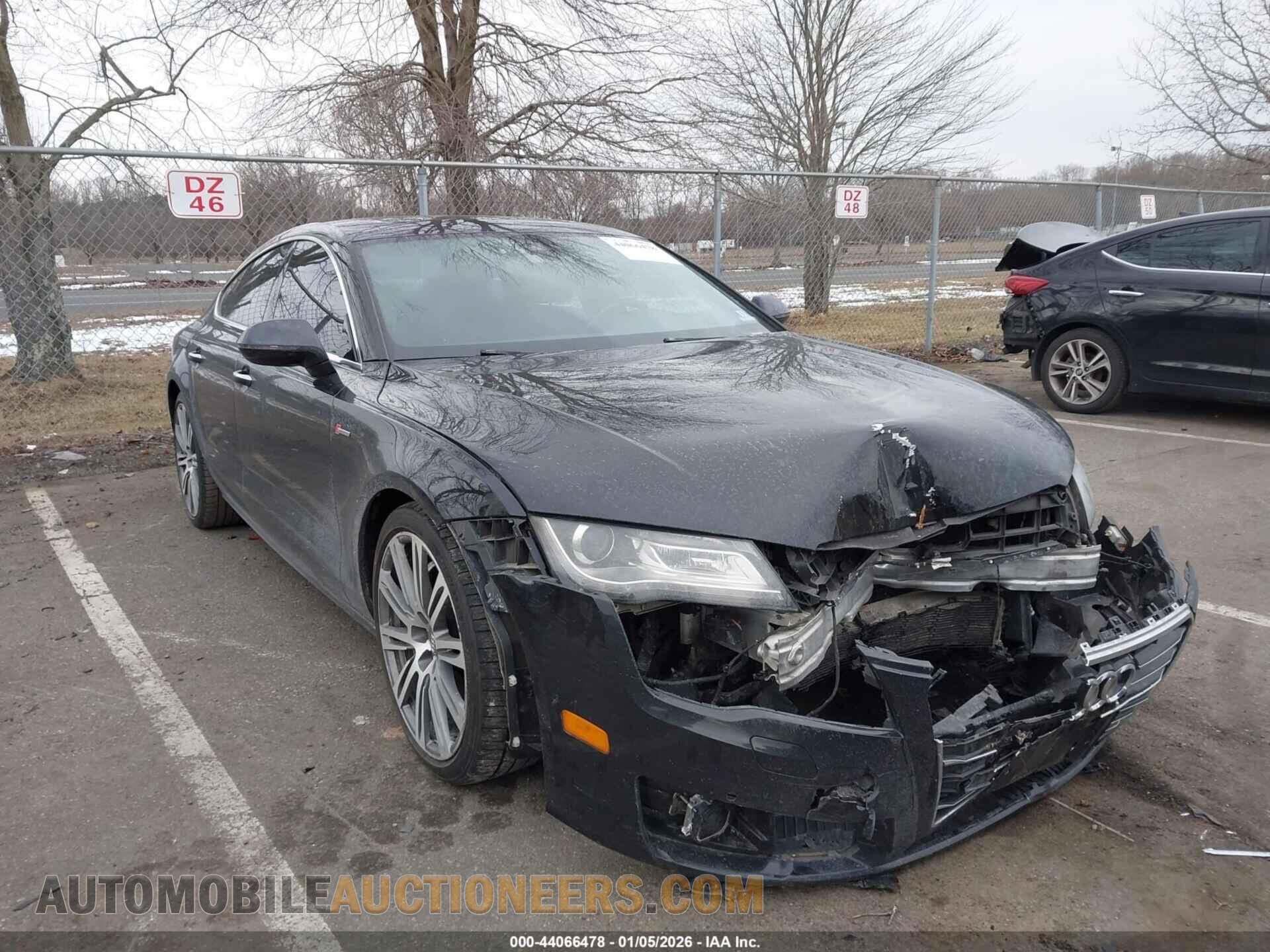 WAUWGAFC3FN028669 AUDI A7 2015