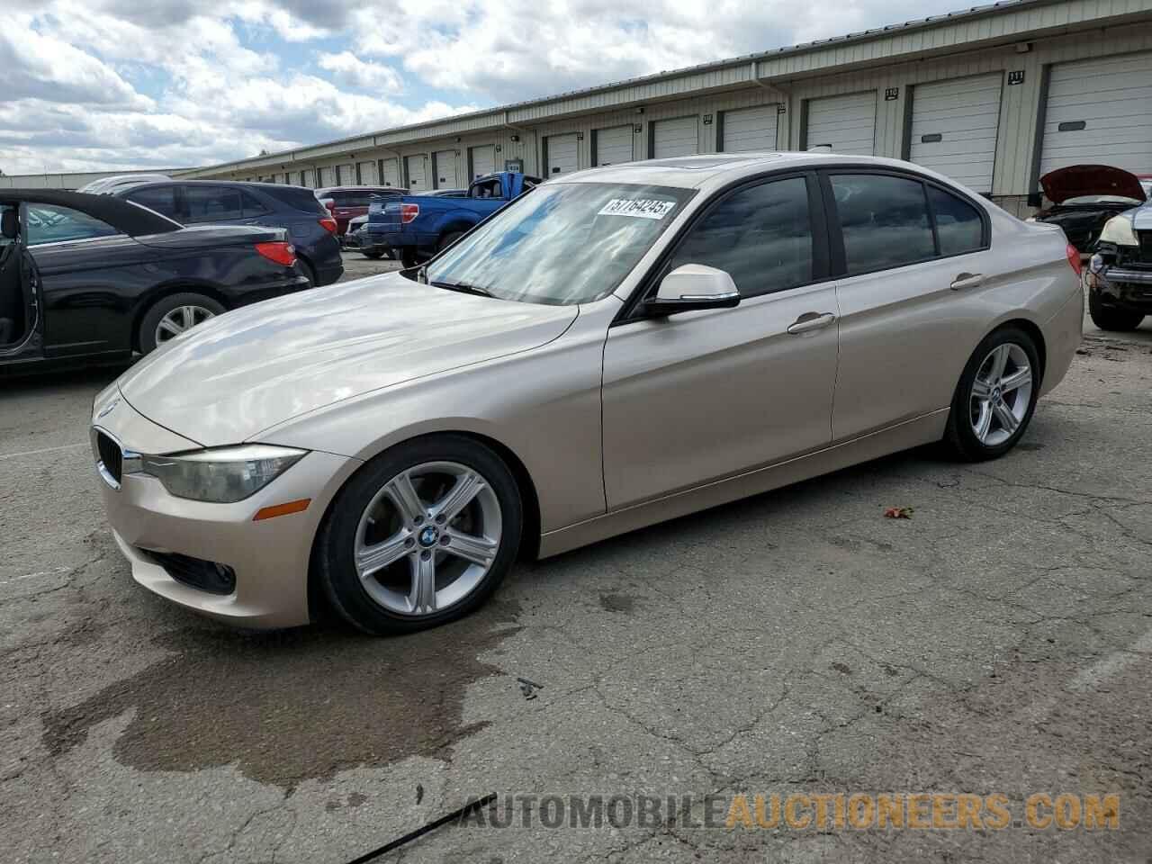WBA3A5C54DF354201 BMW 3 SERIES 2013