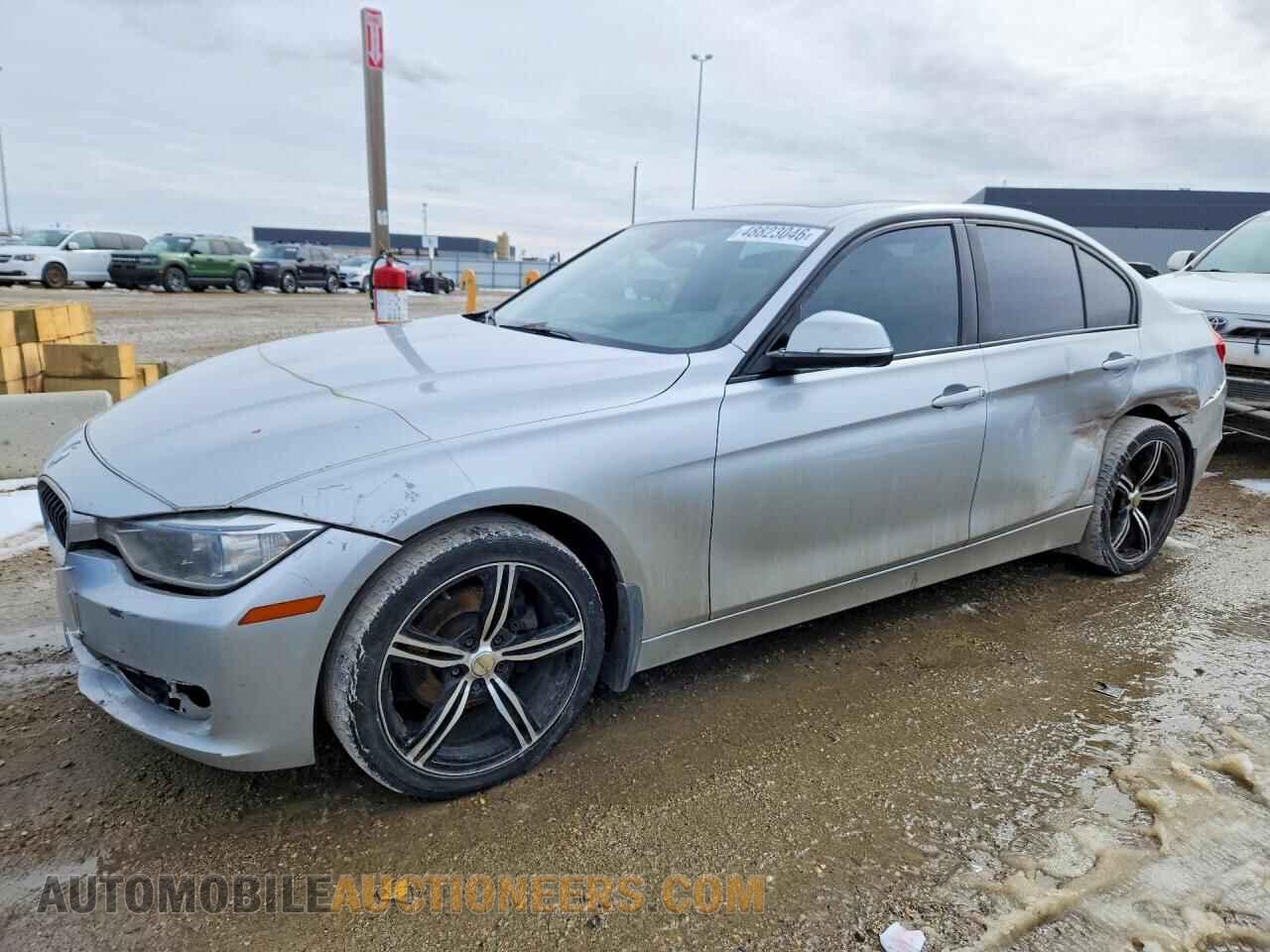 WBA3B3C52DF537694 BMW 3 SERIES 2013