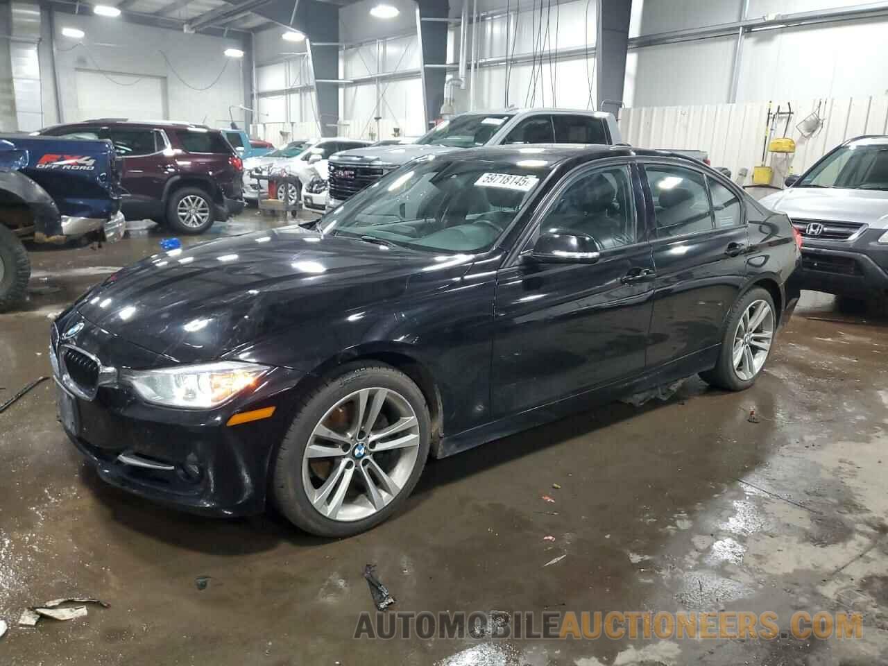 WBA3B3C56DF533440 BMW 3 SERIES 2013
