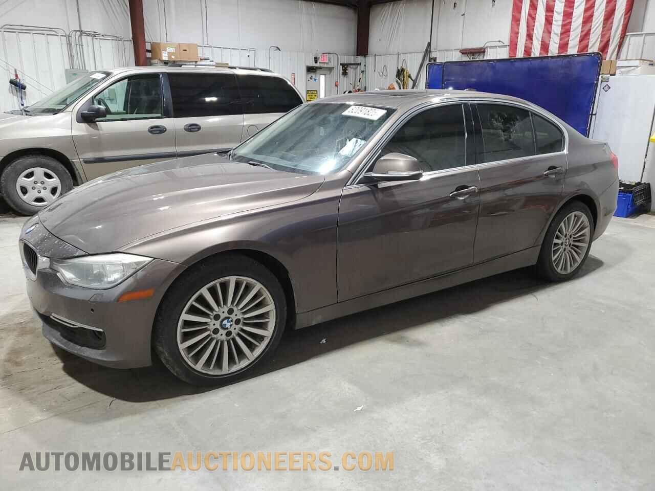 WBA3B9C5XEP458708 BMW 3 SERIES 2014