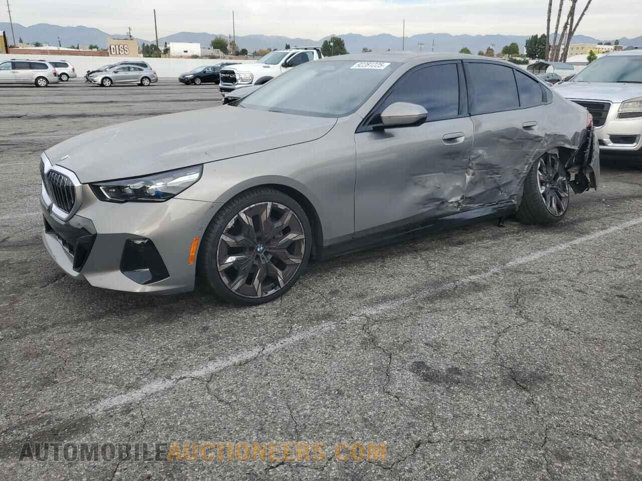 WBA43FJ02RCP69666 BMW 5 SERIES 2024