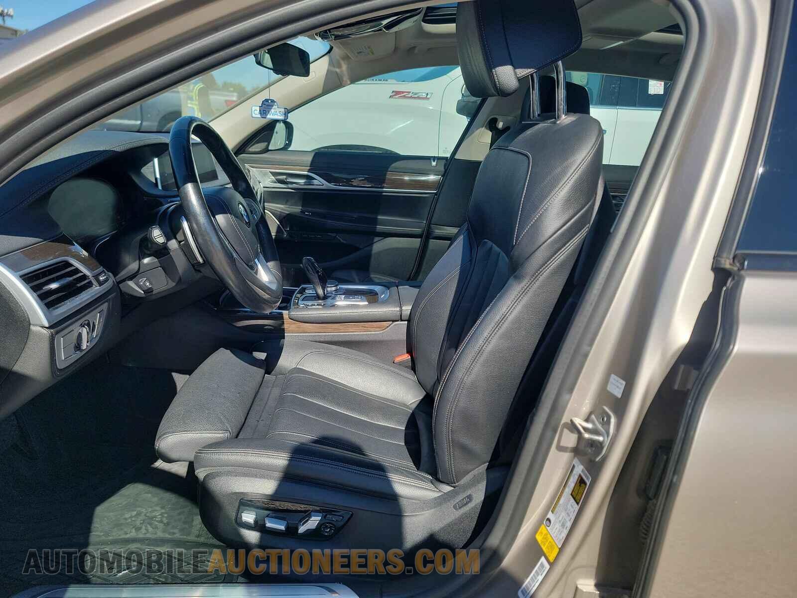 WBA7T2C09LGL17846 BMW 7 Series 2020